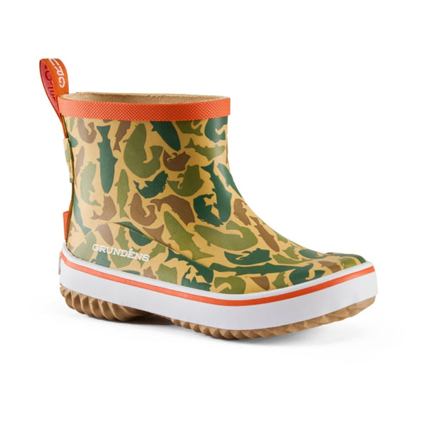 The Grundéns Kids' Guppy Rain Boot with fish camo design against a white background.