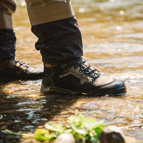 Grundéns Men's Bankside Wading Boot - Vibram Sole
