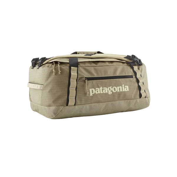 Weathered Stone beige 40-Liter Patagonia Black Hole Duffel with light tan Patagonia Logo on a white background.