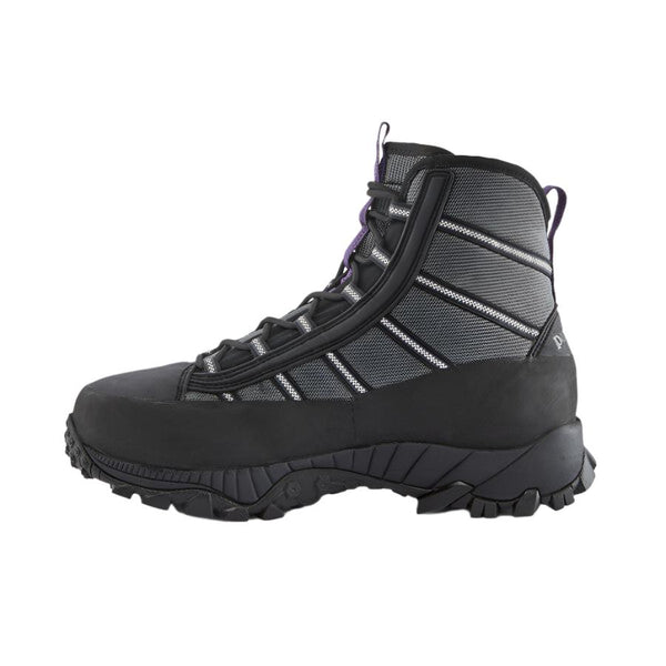 Patagonia Forra Wading Boot featuring a high ankle design, Cordura nylon mesh upper, and Vibram Mars sole on a white background.