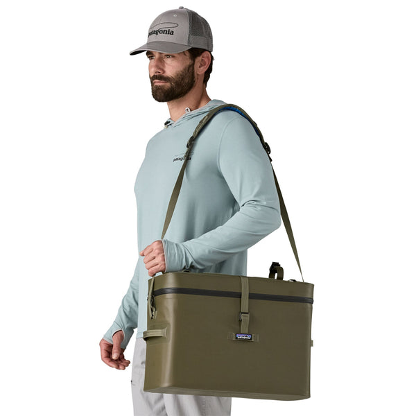 fly fishing boat bag patagonia Patagonia Great Divider Boat Bag 26L