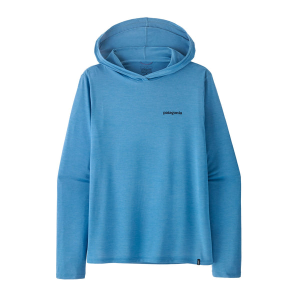 Shore blue x-dye Patagonia Men's Capilene Cool Daily Hoody Casting Logo showing the small brand logo on front left chest, against a white background.