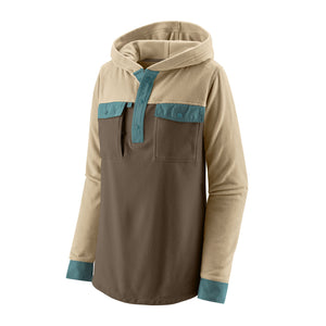 Marlow brown Patagonia Women's Early Rise Long Sleeved Fleece Fishing Shirt on a white background.