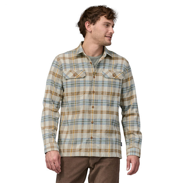 Patagonia Men's Long Sleeved Organic Cotton Midweight Fjord Flannel Shirt