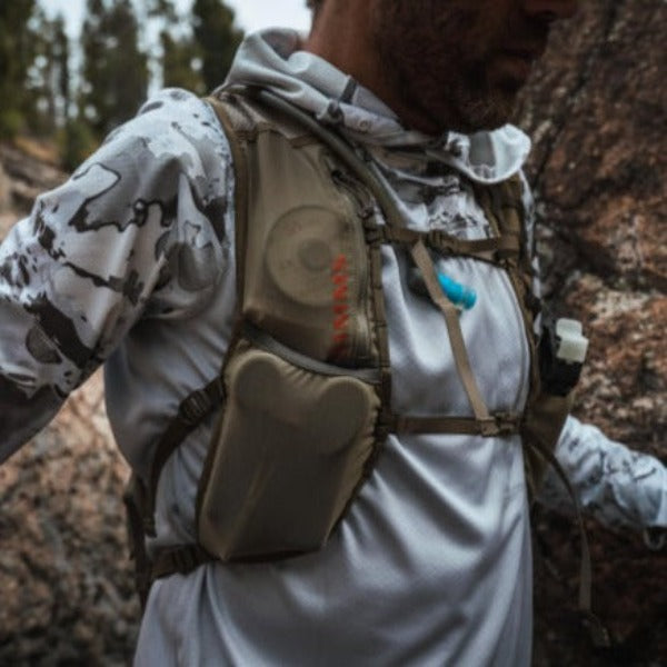 Simms Flyweight Pack Vest (Clearance) |Fish Tales Fly Shop