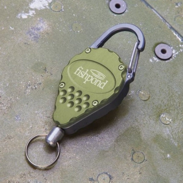 Fishpond Arrowhead Retractor