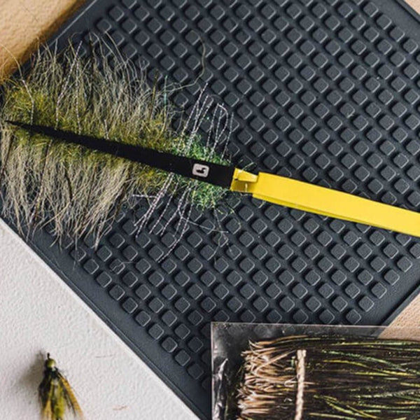 Loon Outdoors D-Loop Tweezer